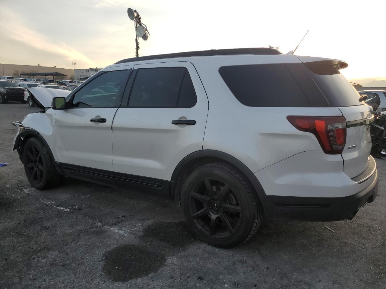2018 FORD EXPLORER S - Image 2