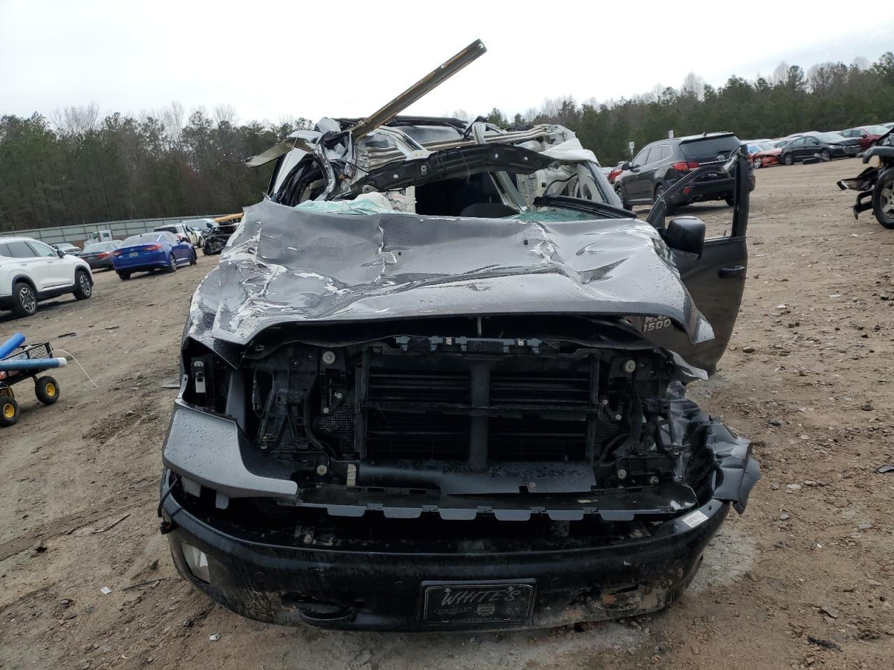 2015 RAM 1500 SLT - Image 5