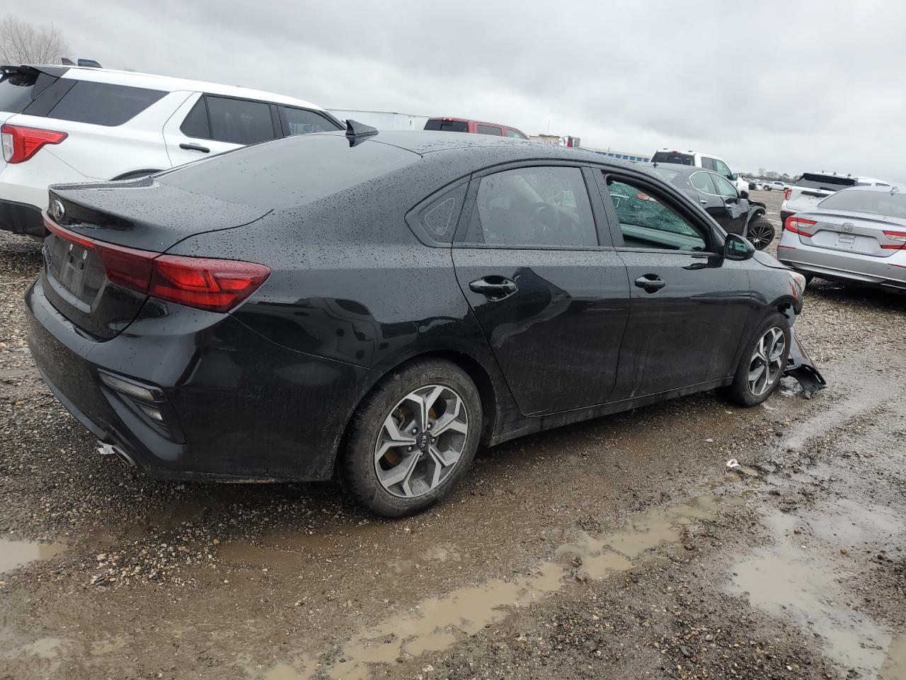 2021 KIA FORTE FE - Фото 3