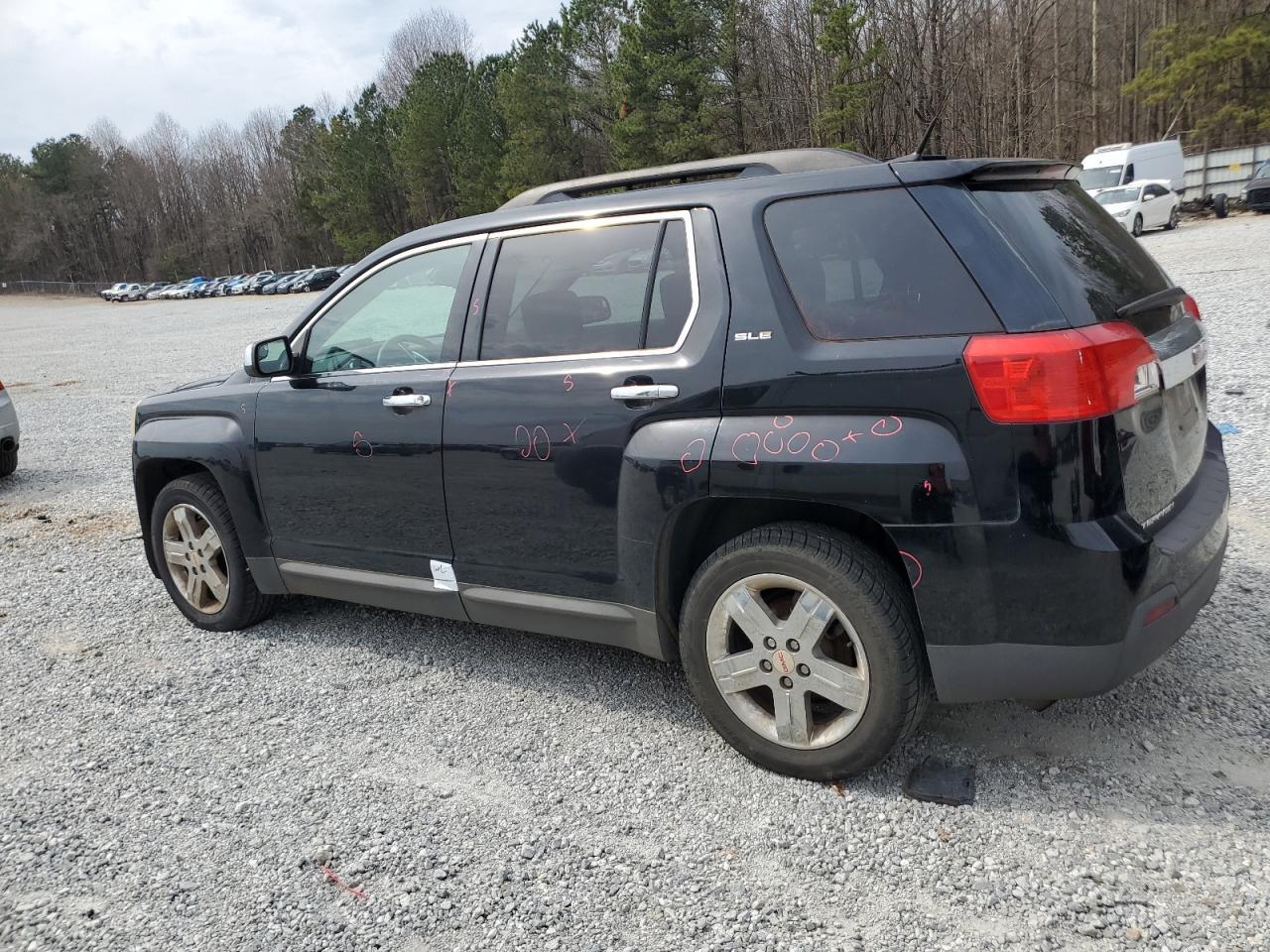 2013 GMC TERRAIN SL - Фото 2