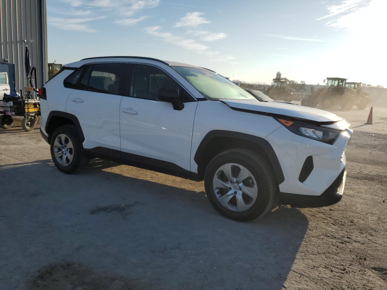 2021 TOYOTA RAV4 LE - Image 4