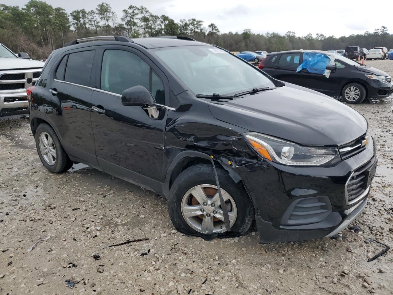 2019 CHEVROLET TRAX 1LT - Фото 4