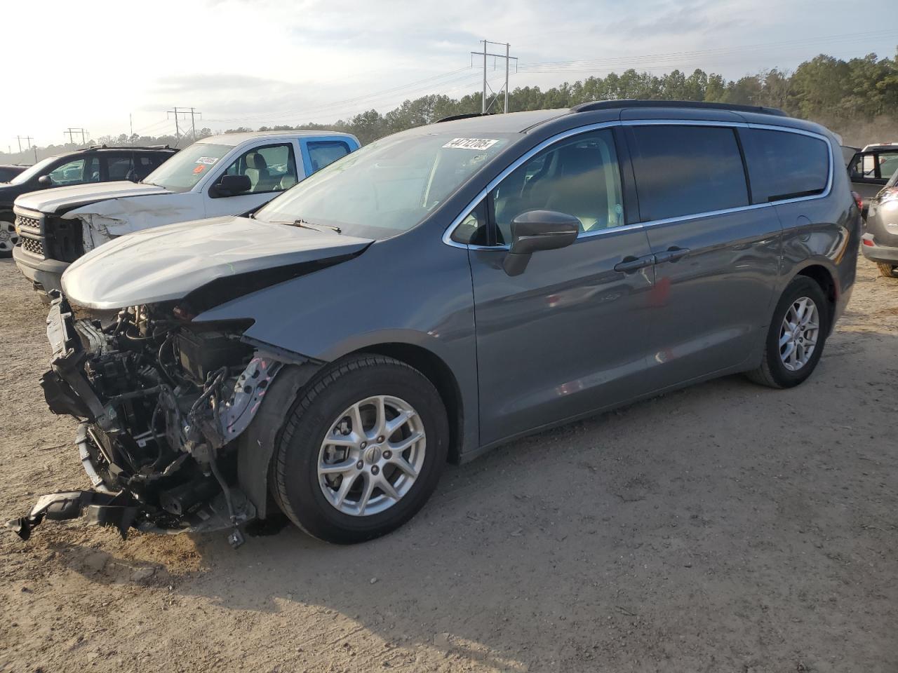 2022 CHRYSLER PACIFICA T