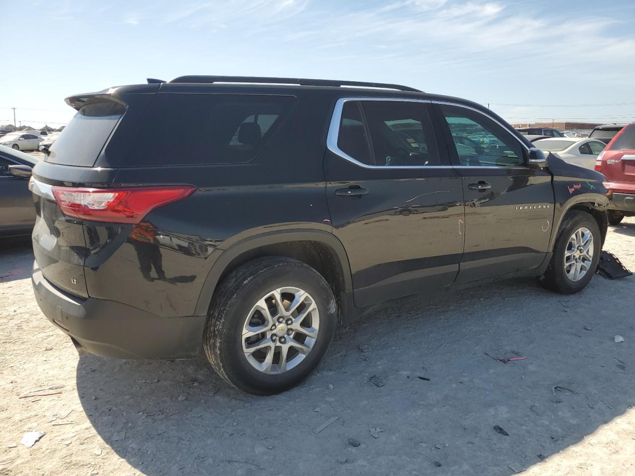 2021 CHEVROLET TRAVERSE L - Фото 3