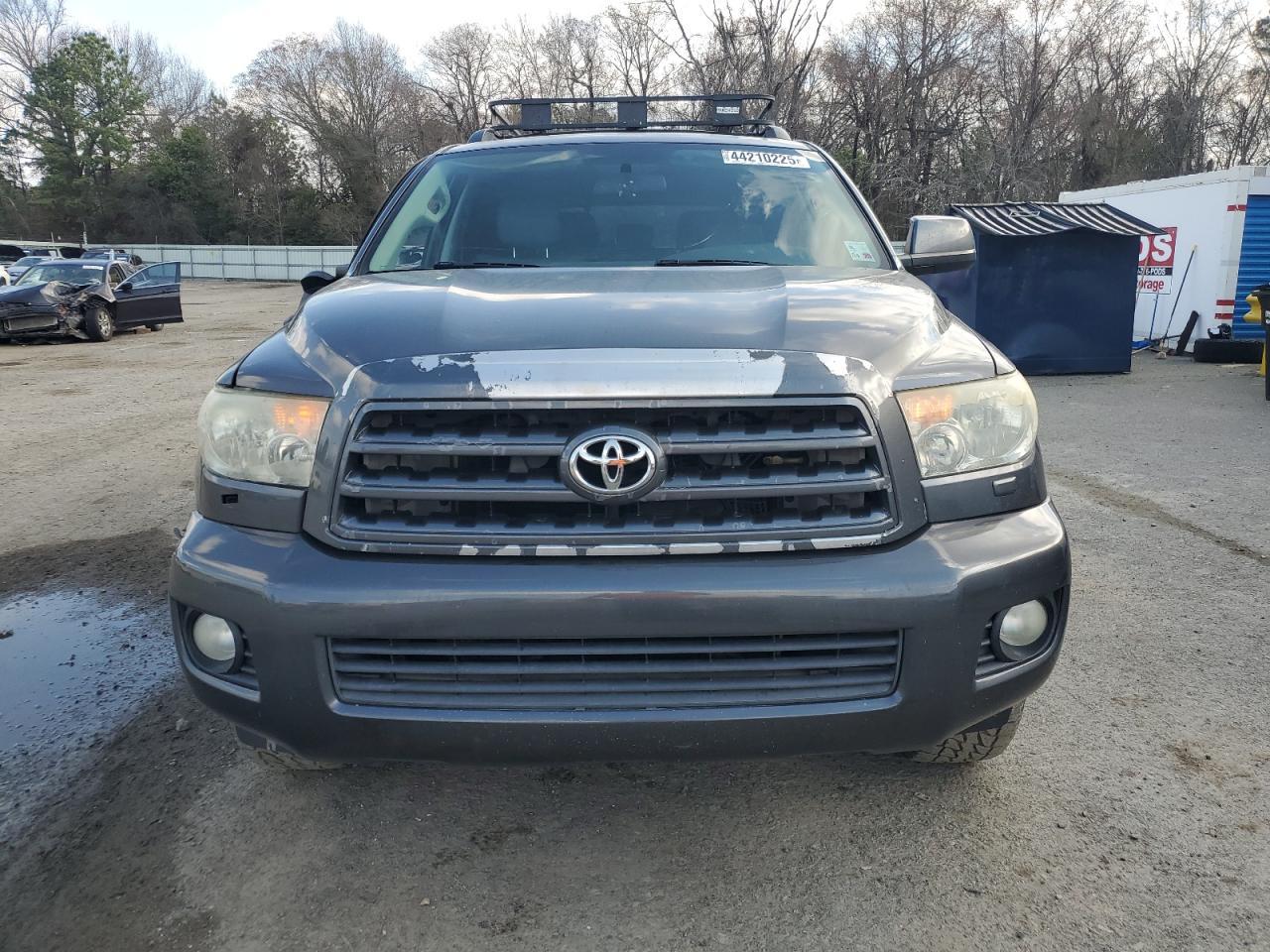 2013 TOYOTA SEQUOIA SR - Image 5