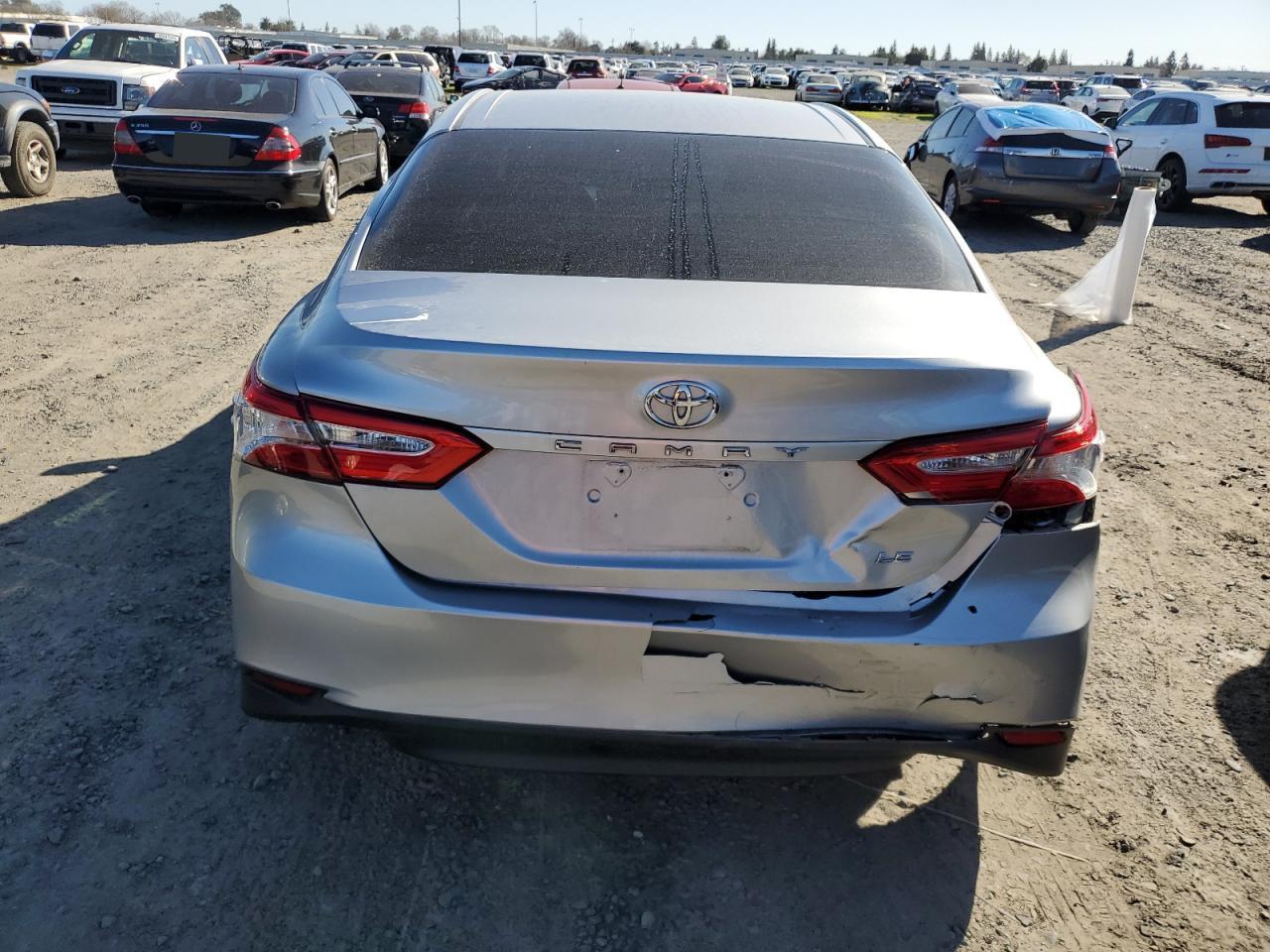 2018 TOYOTA CAMRY L - Фото 6
