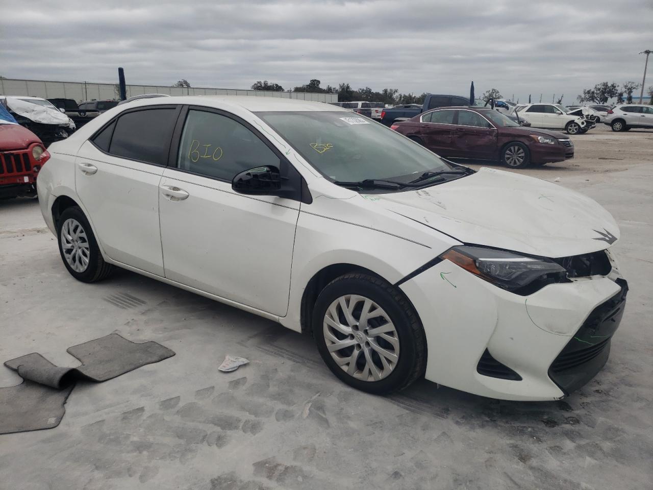 2019 TOYOTA COROLLA L - Фото 4
