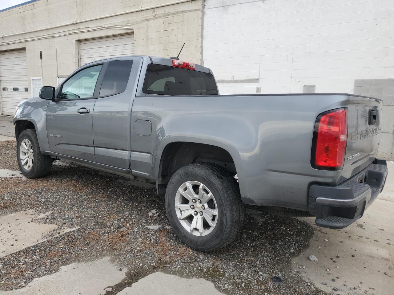 2022 CHEVROLET COLORADO L - Image 2