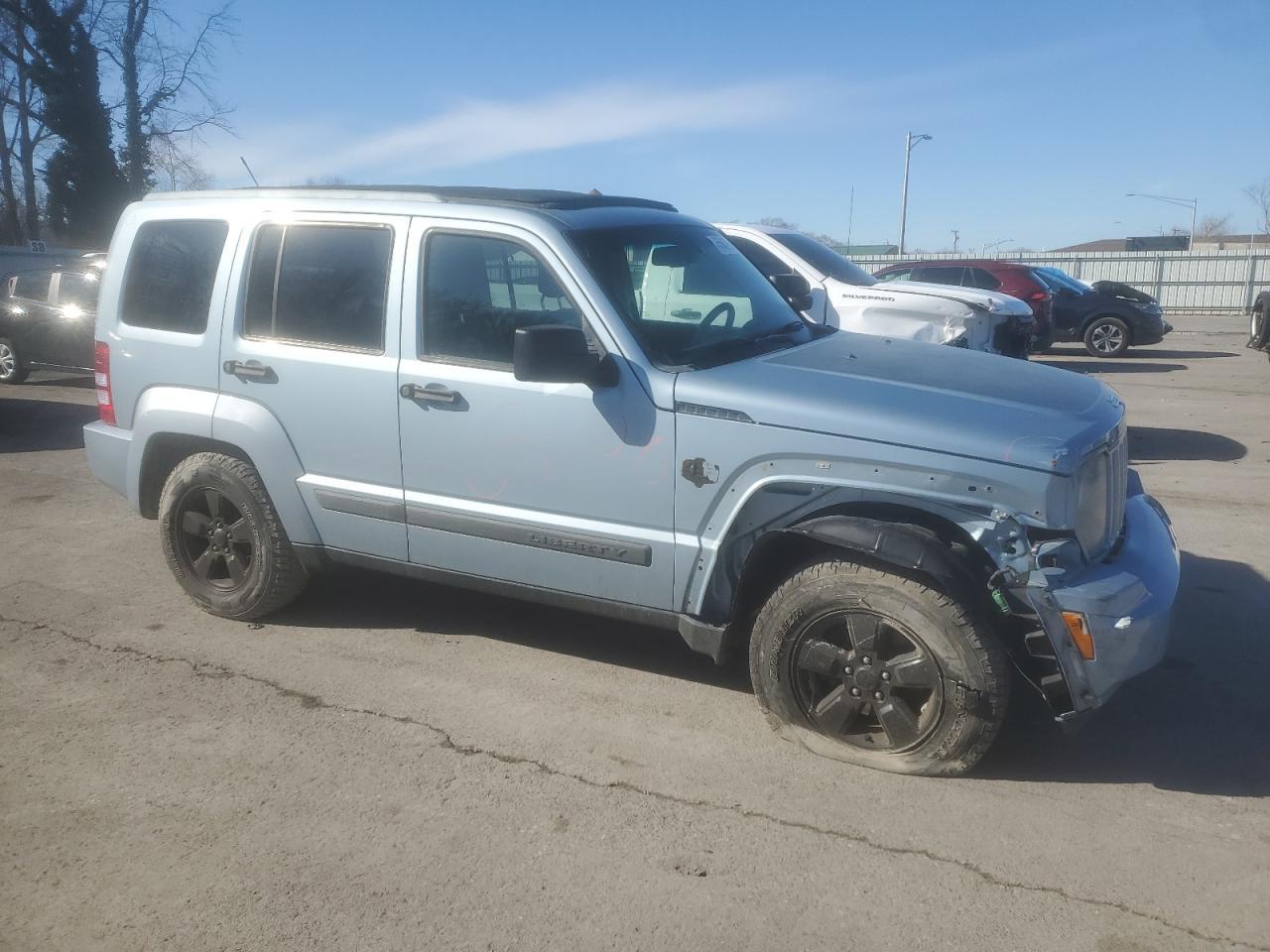 2012 JEEP LIBERTY SP - Фото 4
