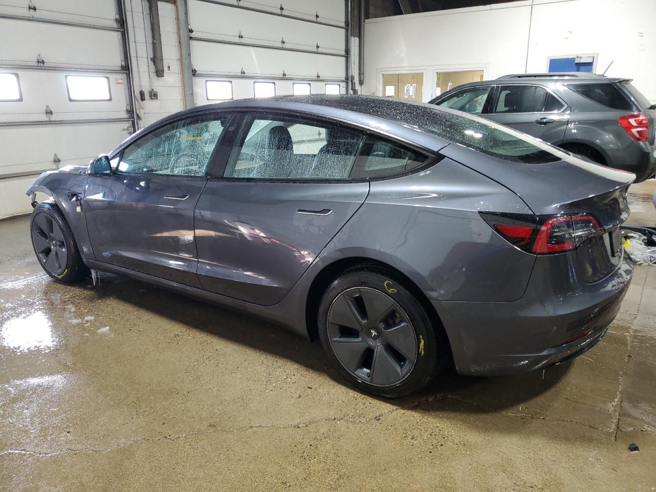 2022 TESLA MODEL 3 - Image 2
