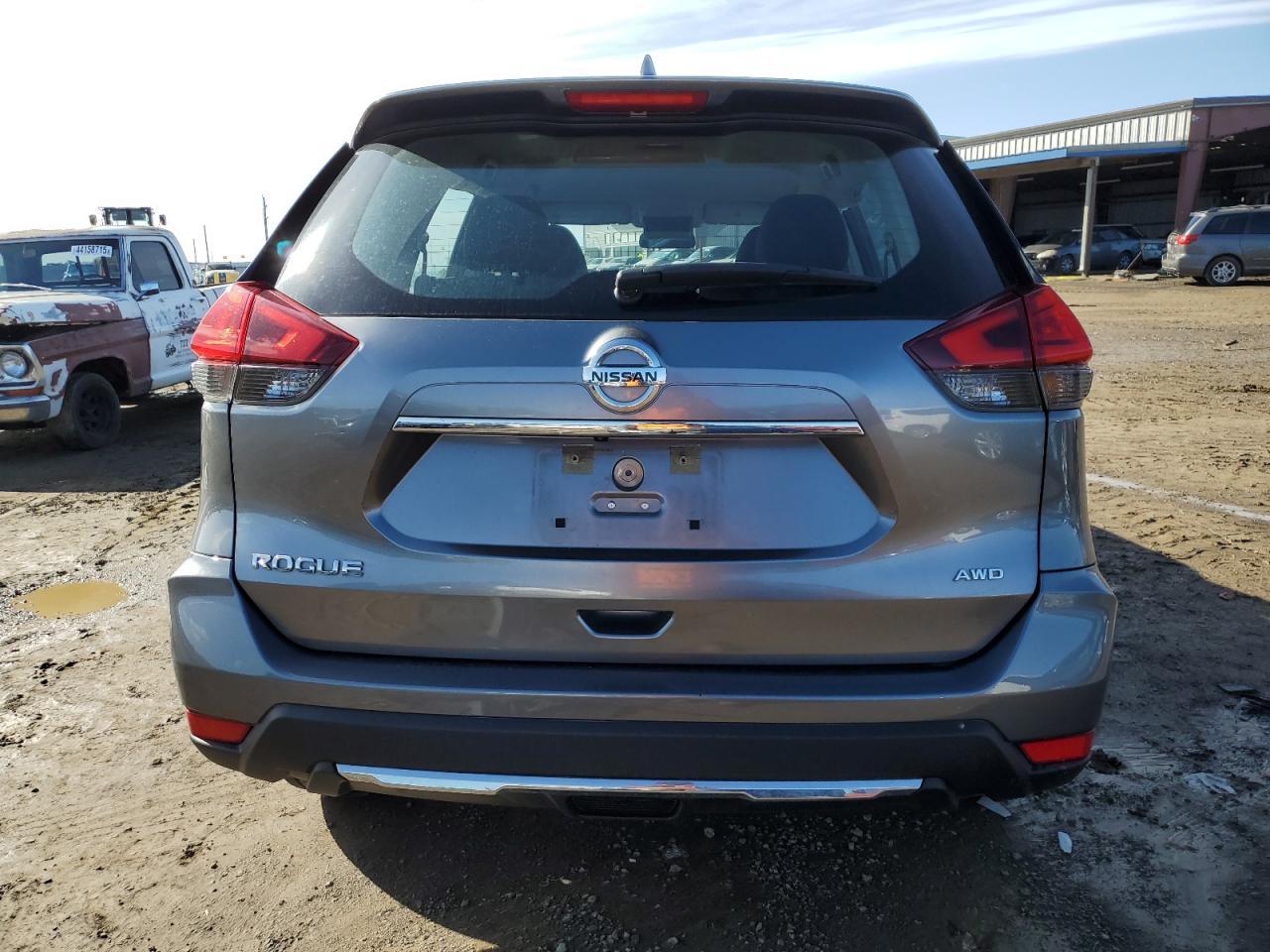 2017 NISSAN ROGUE S - Image 6
