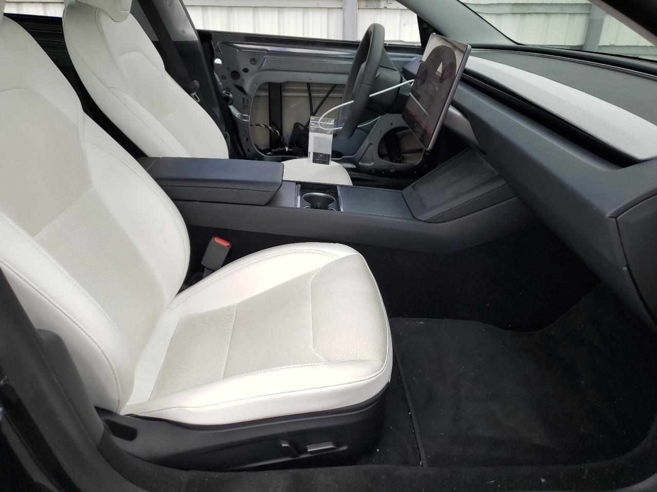 2024 TESLA MODEL 3 - Image 7