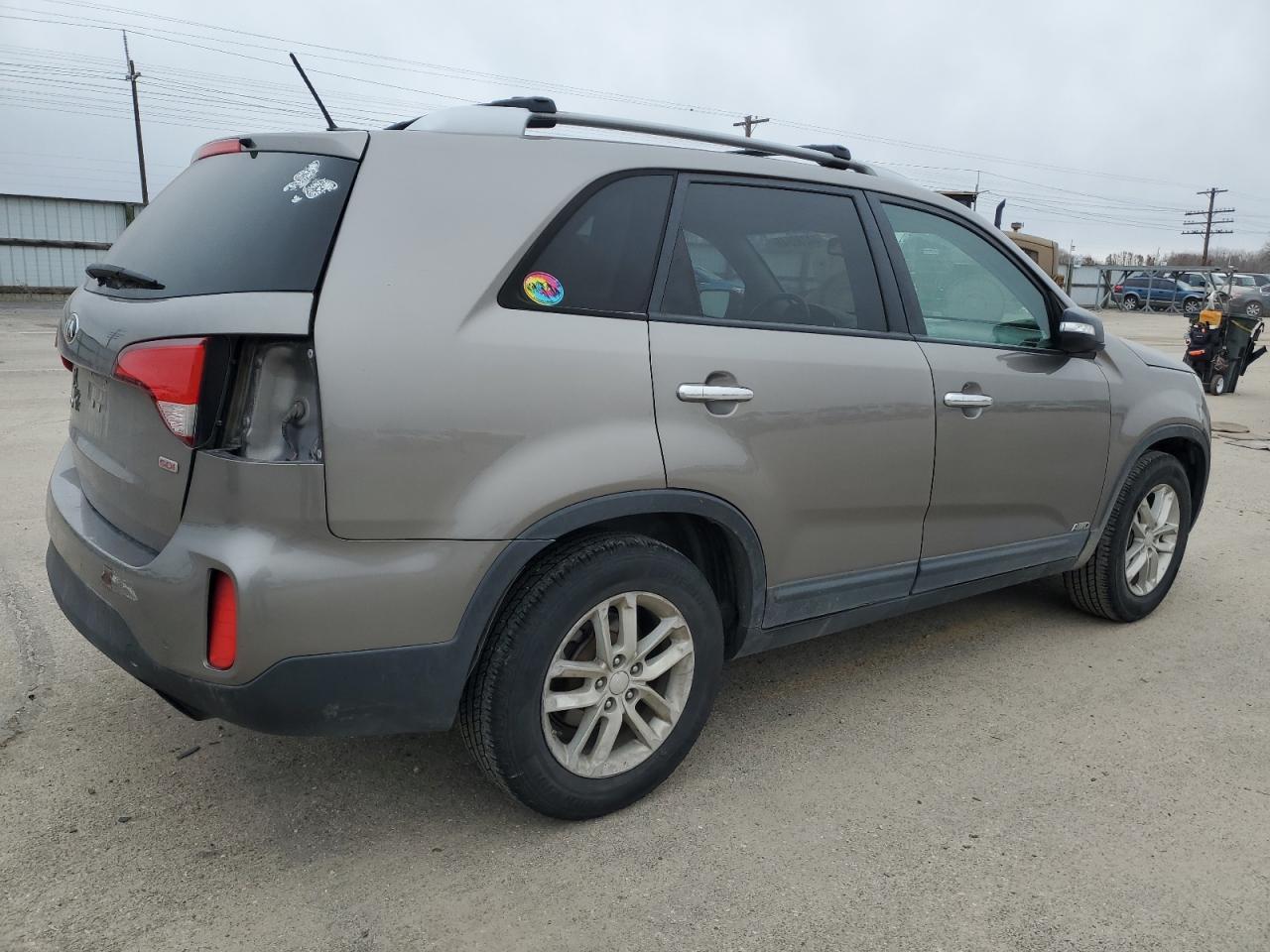 2014 KIA SORENTO LX - Фото 3