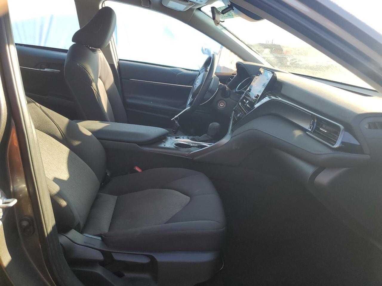 2024 TOYOTA CAMRY LE - Image 7
