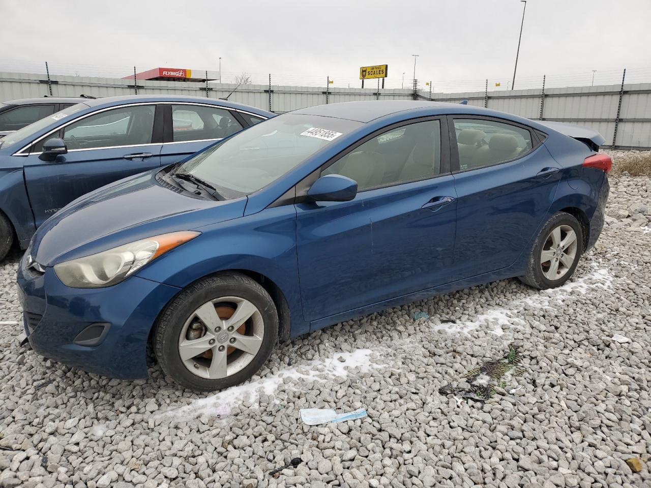 2013 HYUNDAI ELANTRA GL