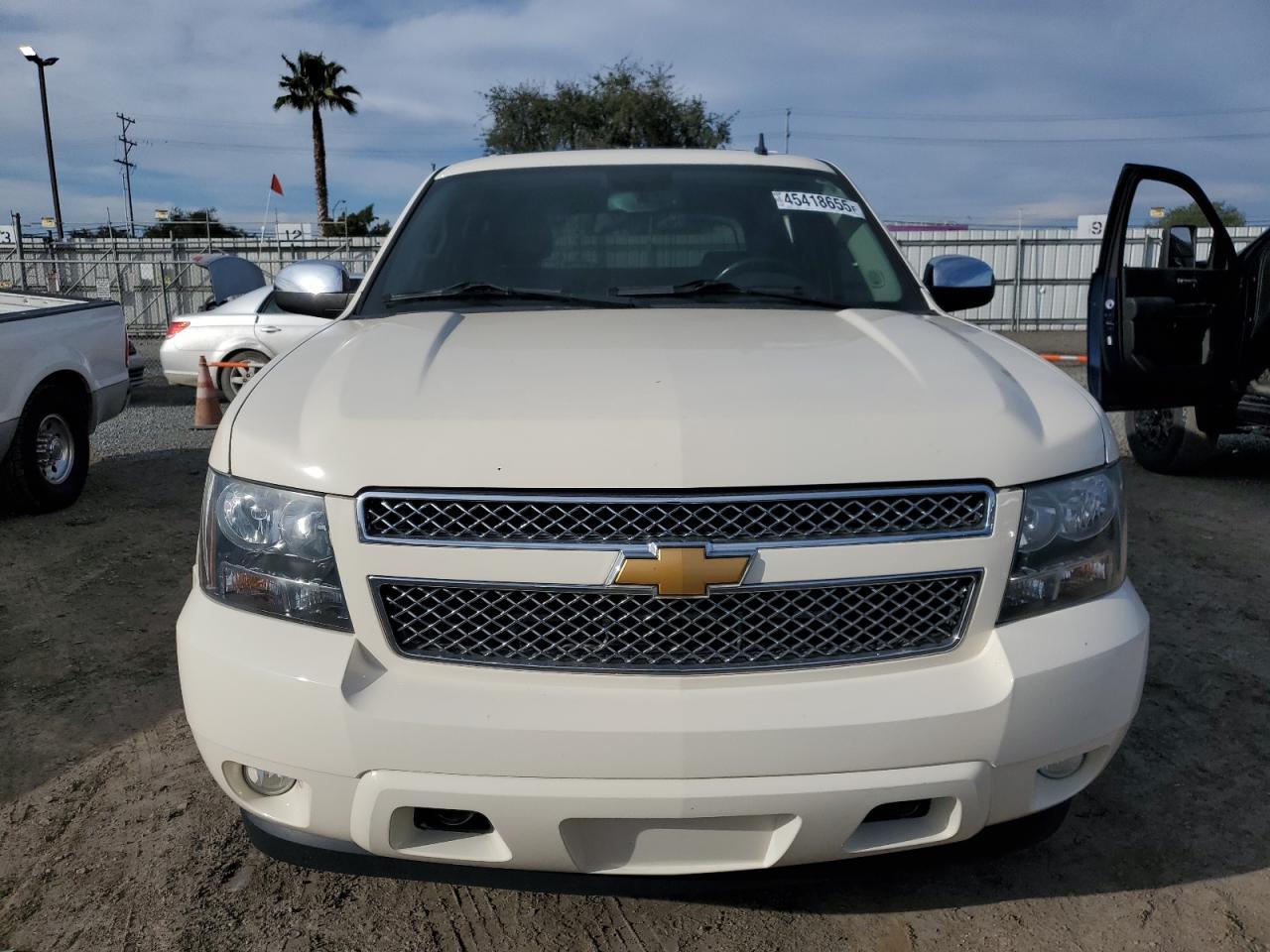 2012 CHEVROLET AVALANCHE - Фото 5