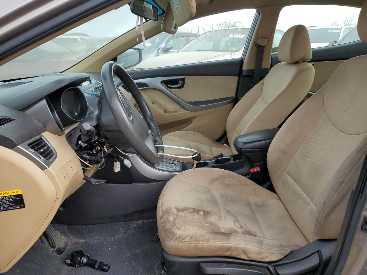 2013 HYUNDAI ELANTRA GL - Image 7