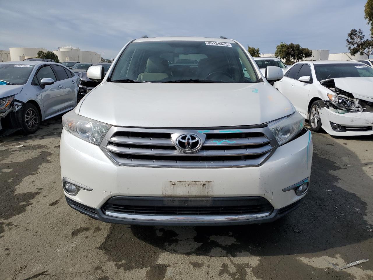 2011 TOYOTA HIGHLANDER - Фото 5