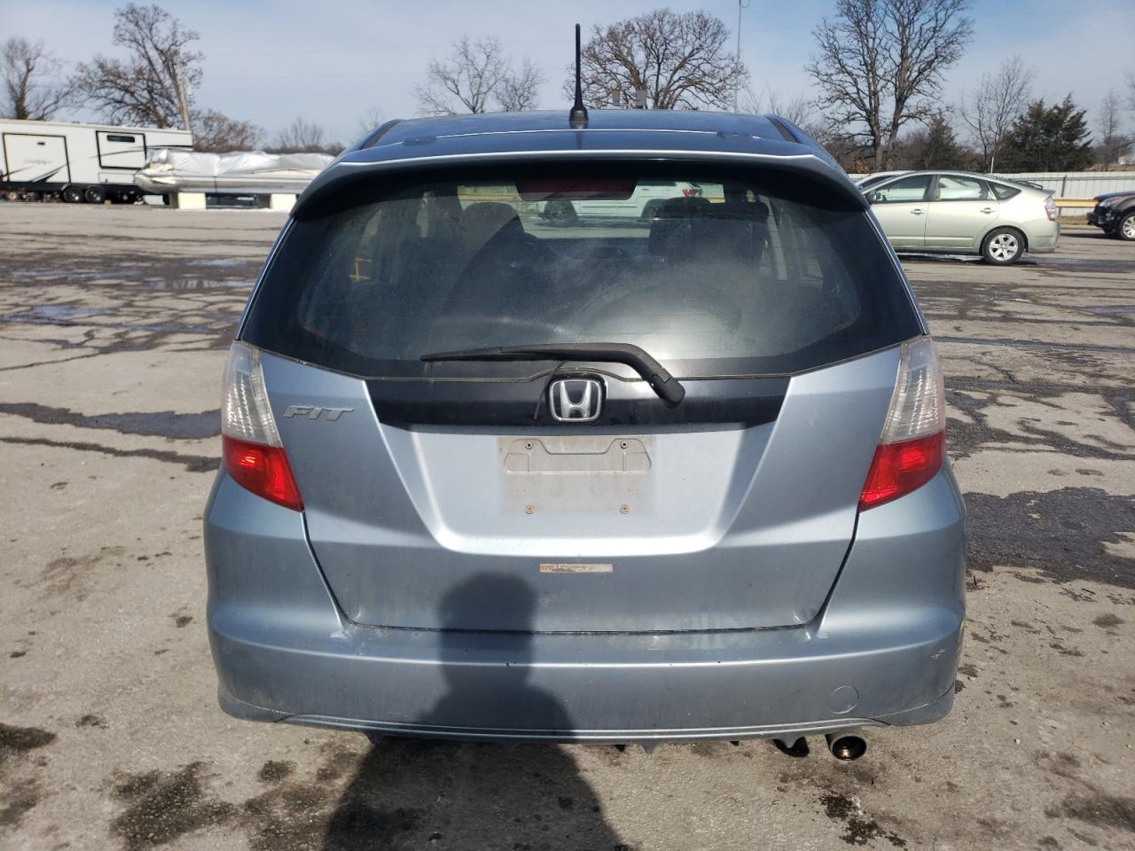 2011 HONDA FIT SPORT - Фото 6