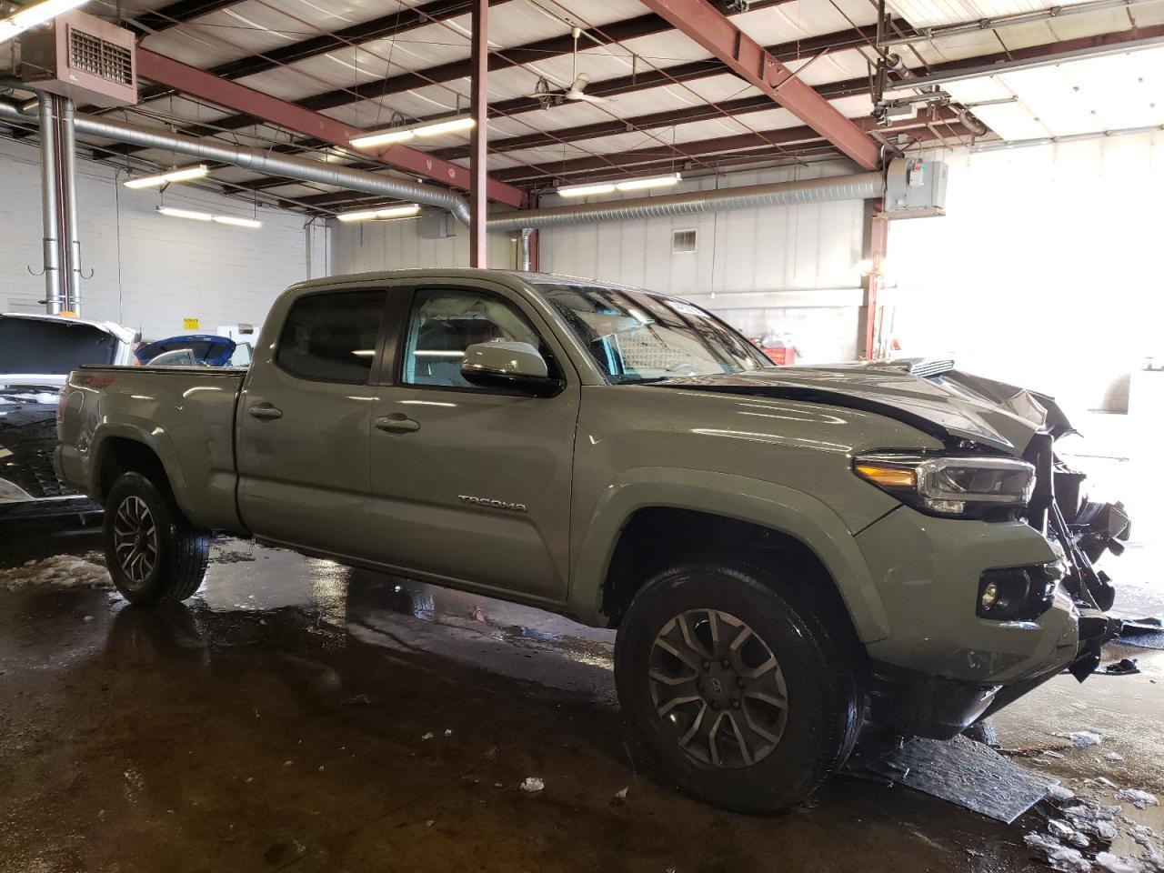 2023 TOYOTA TACOMA DOU - Фото 4