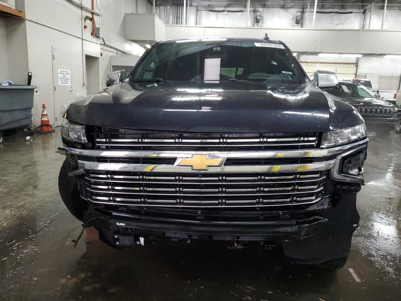 2023 CHEVROLET SUBURBAN K - Фото 5