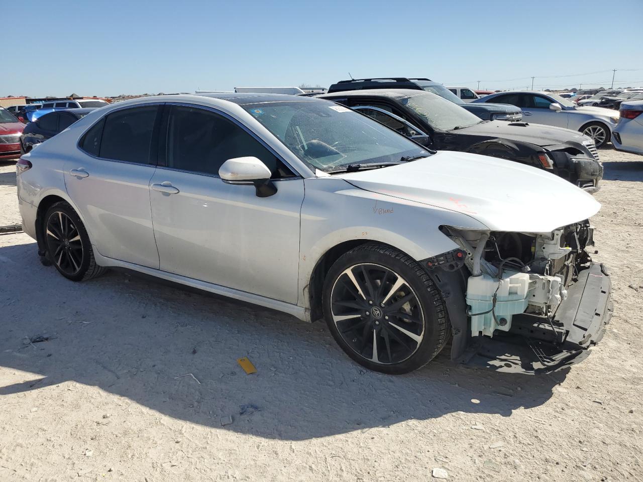 2019 TOYOTA CAMRY XSE - Фото 4