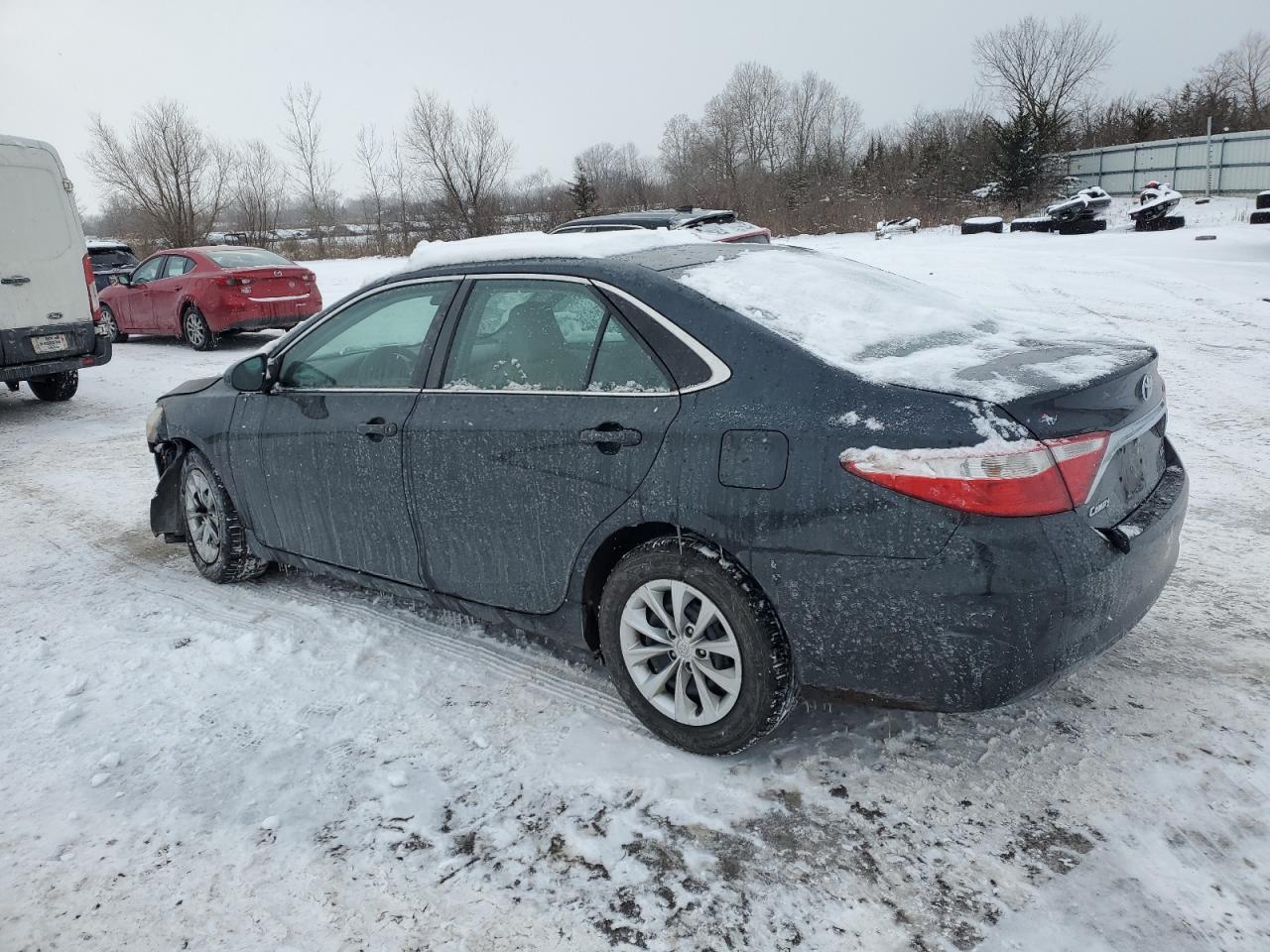 2015 TOYOTA CAMRY LE - Фото 2