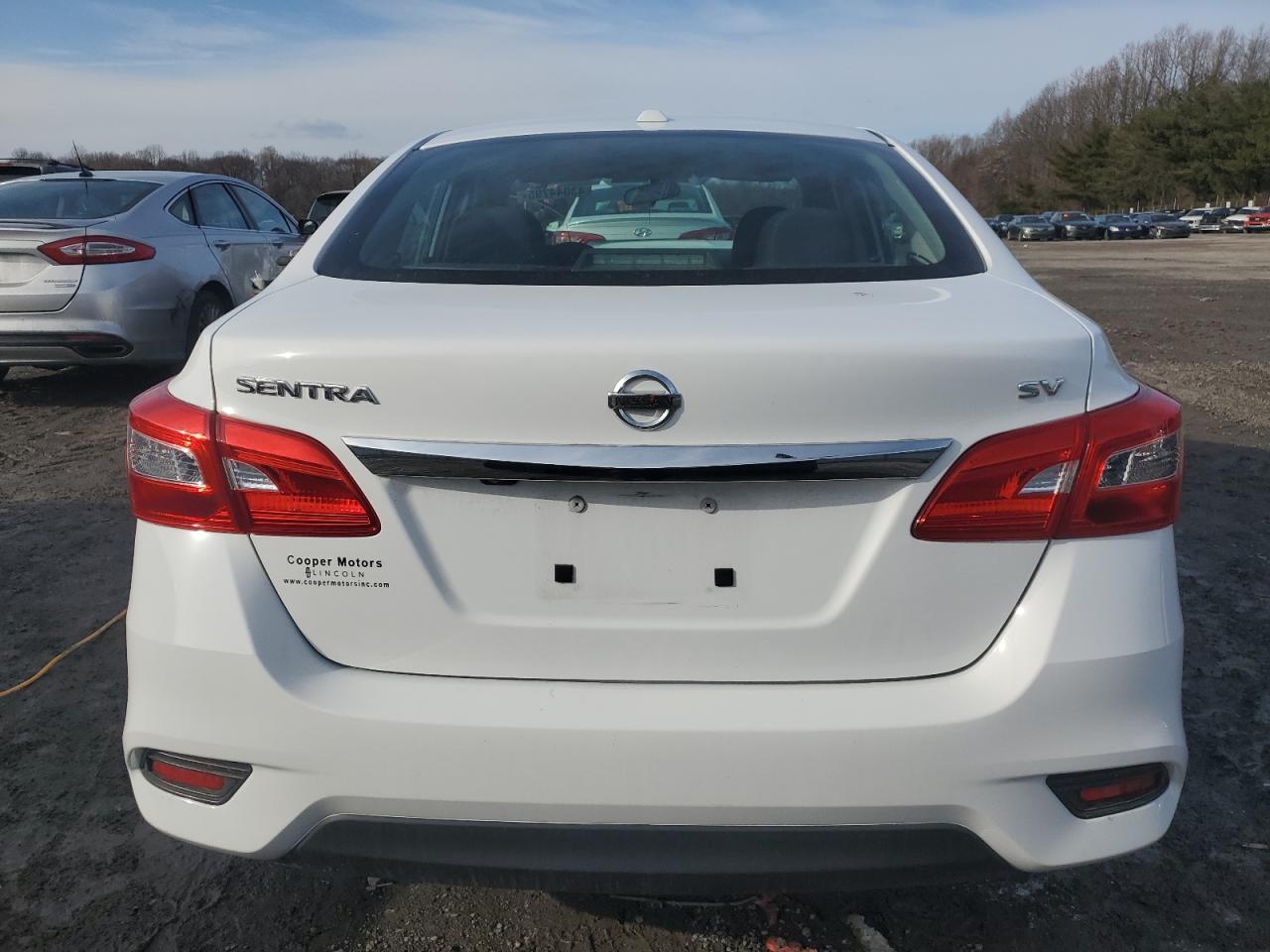 2018 NISSAN SENTRA S - Фото 6
