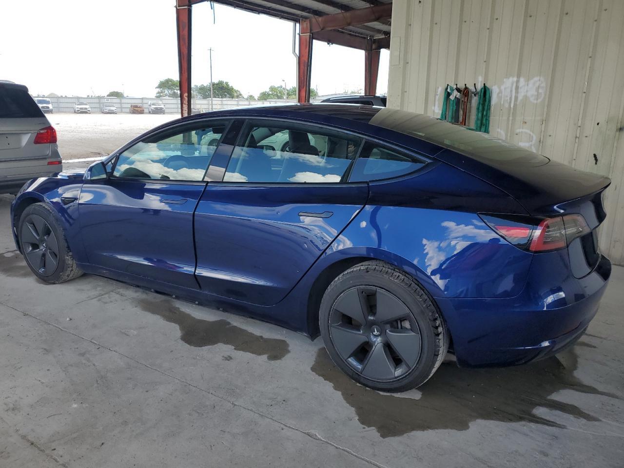 2023 TESLA MODEL 3 - Фото 2