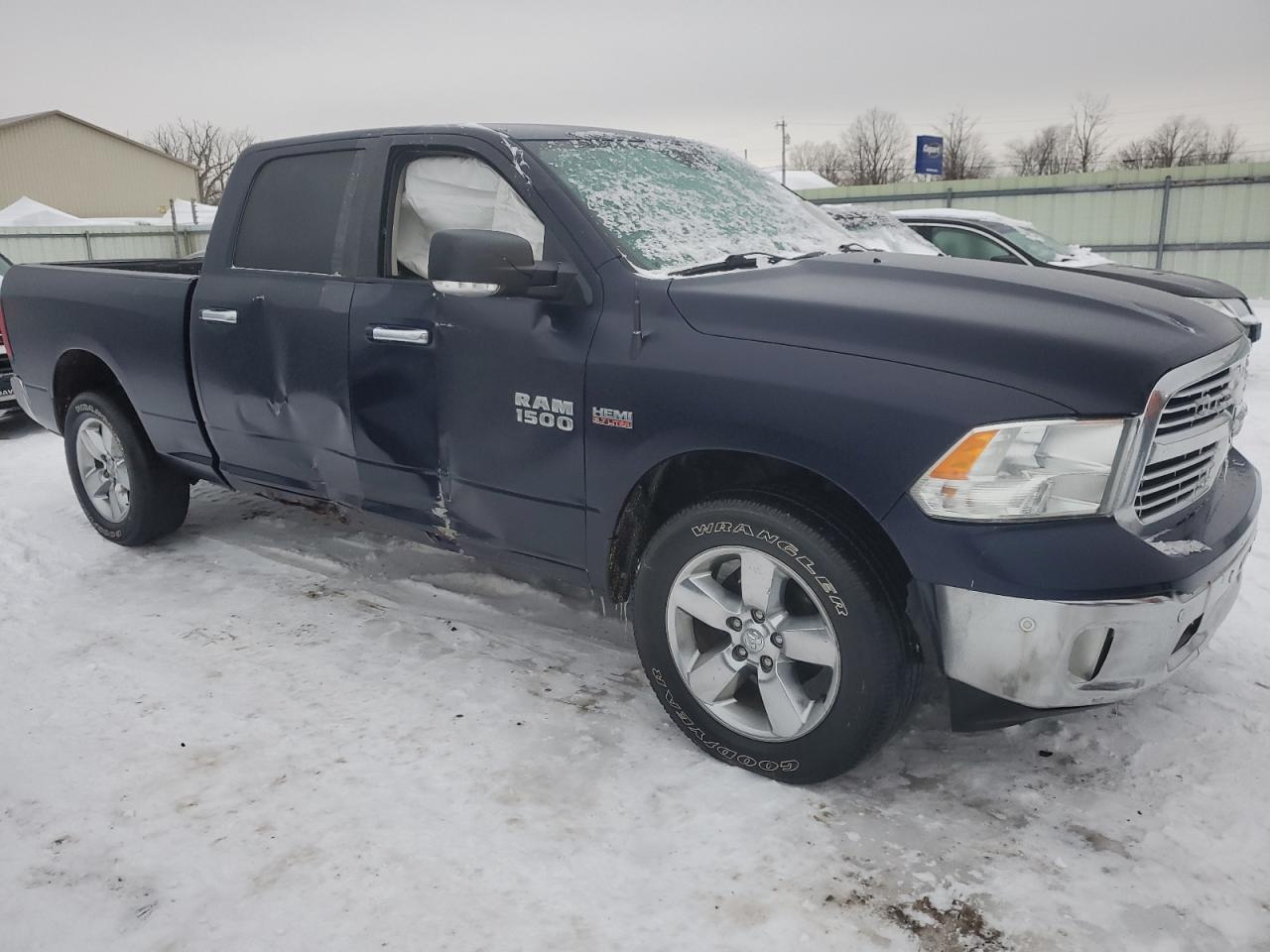 2017 RAM 1500 SLT - Image 4