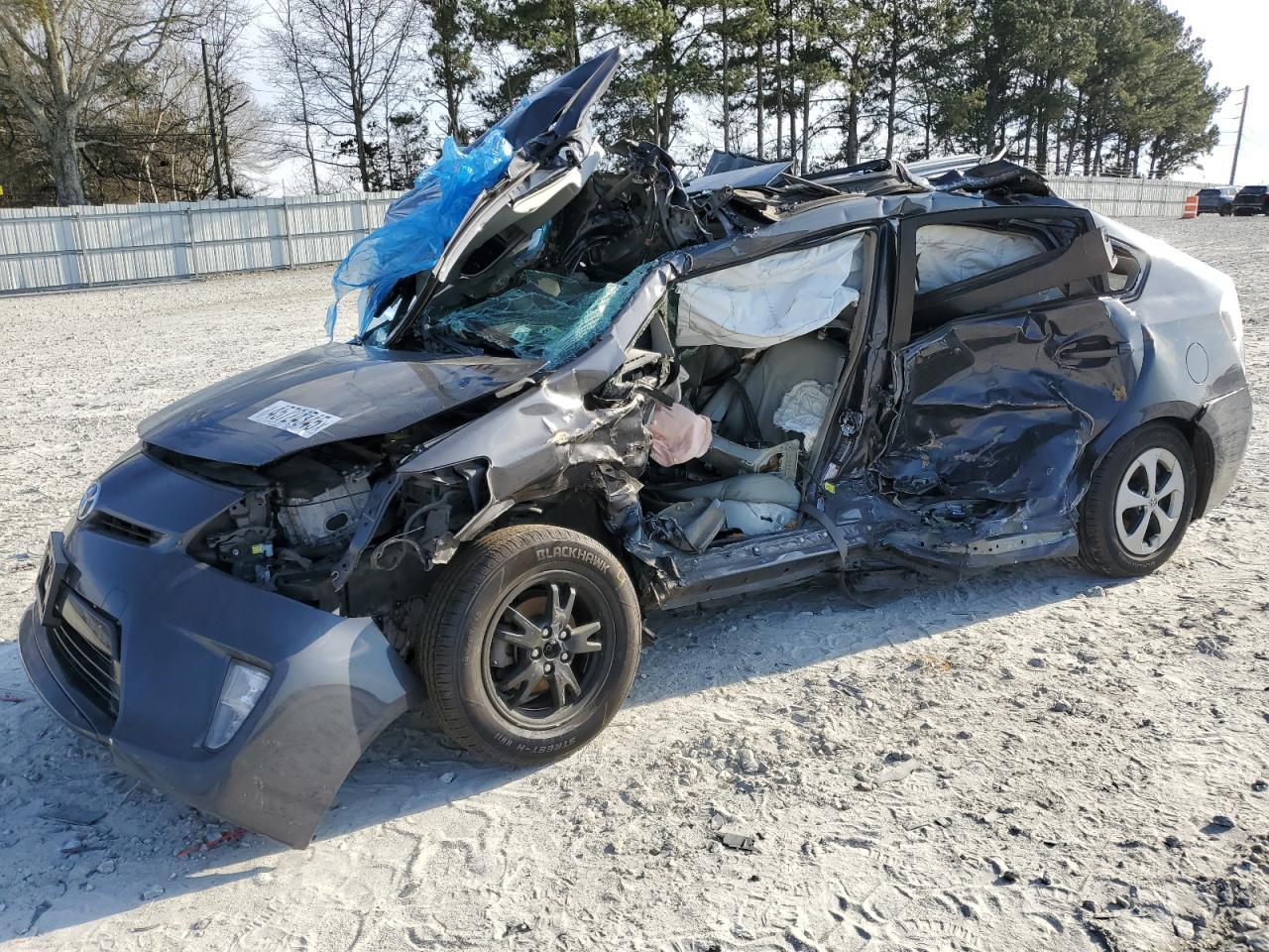 2015 TOYOTA PRIUS