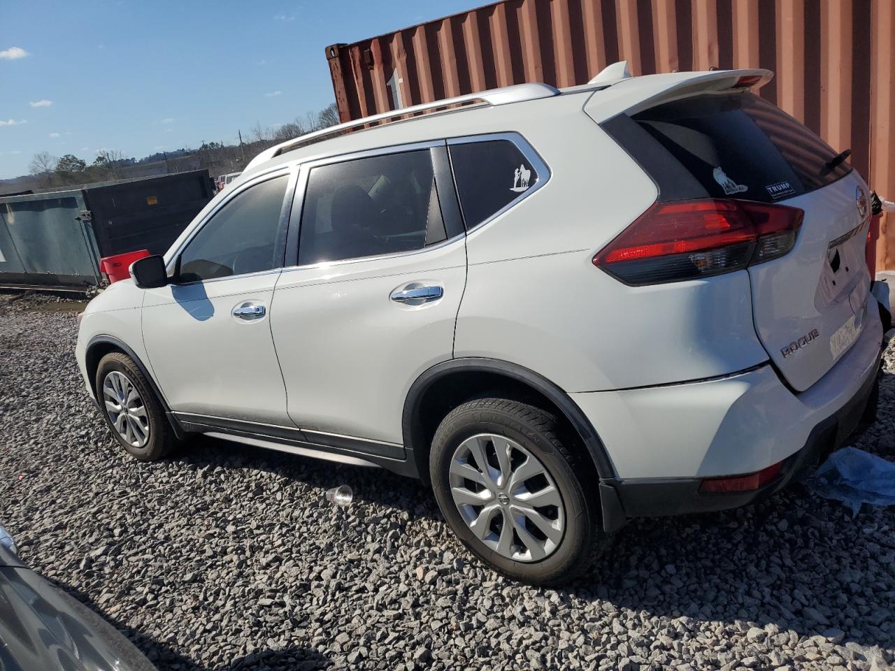 2017 NISSAN ROGUE S - Image 2
