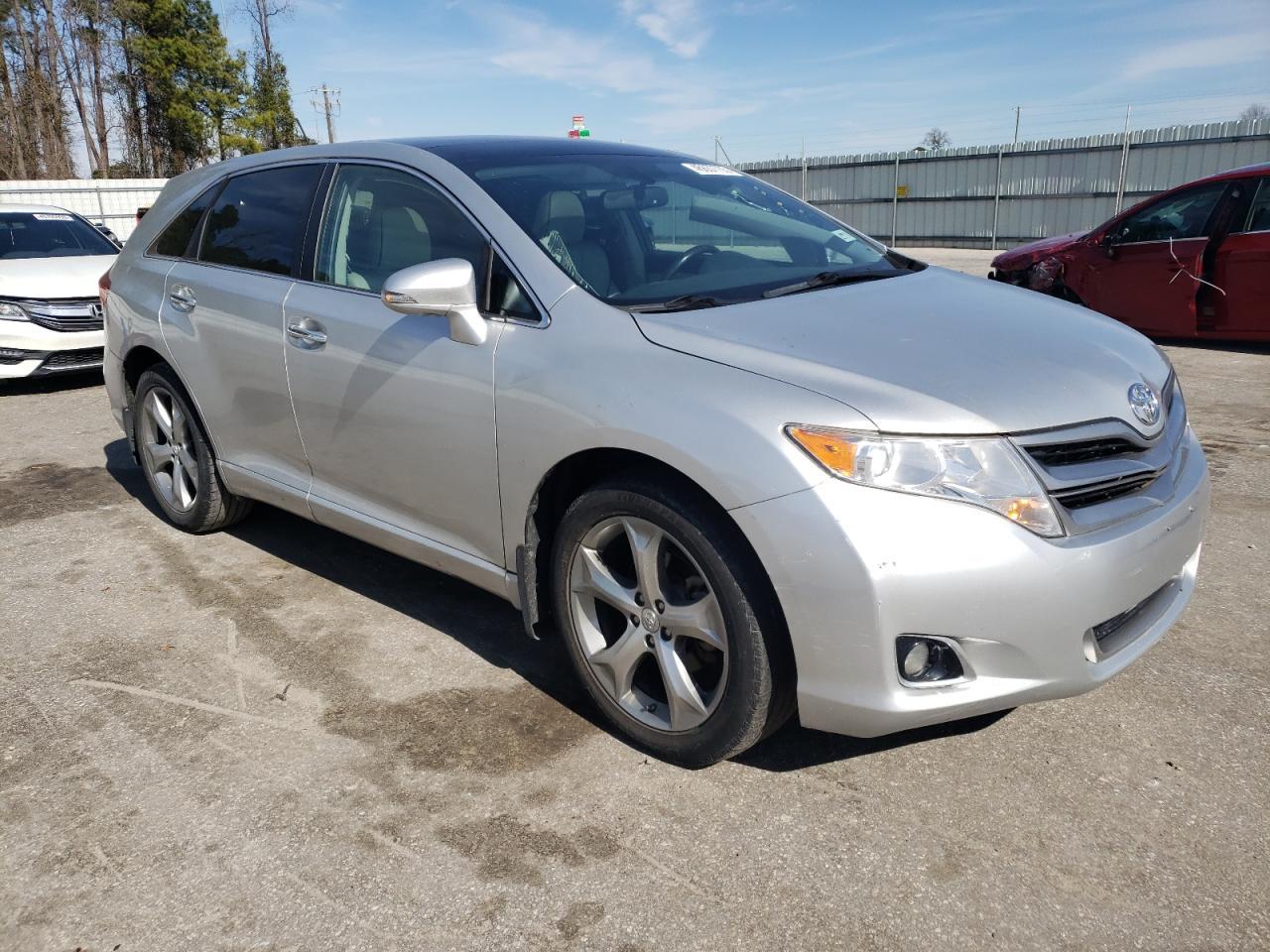 2013 TOYOTA VENZA LE - Фото 4