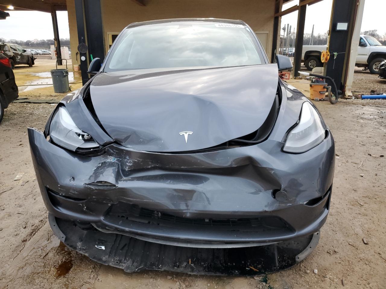 2023 TESLA MODEL Y - Image 5