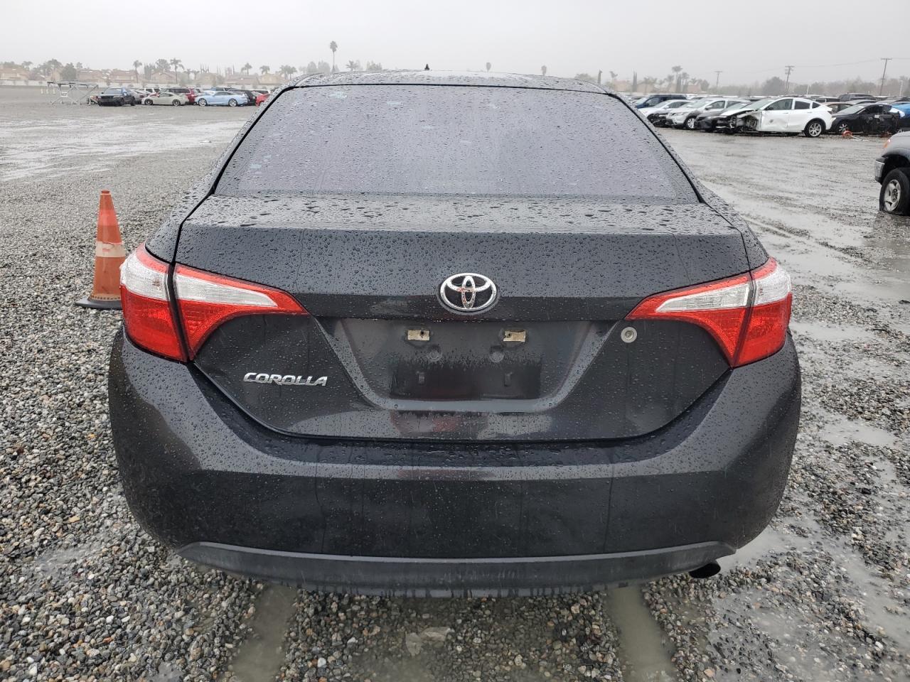 2015 TOYOTA COROLLA L - Image 6