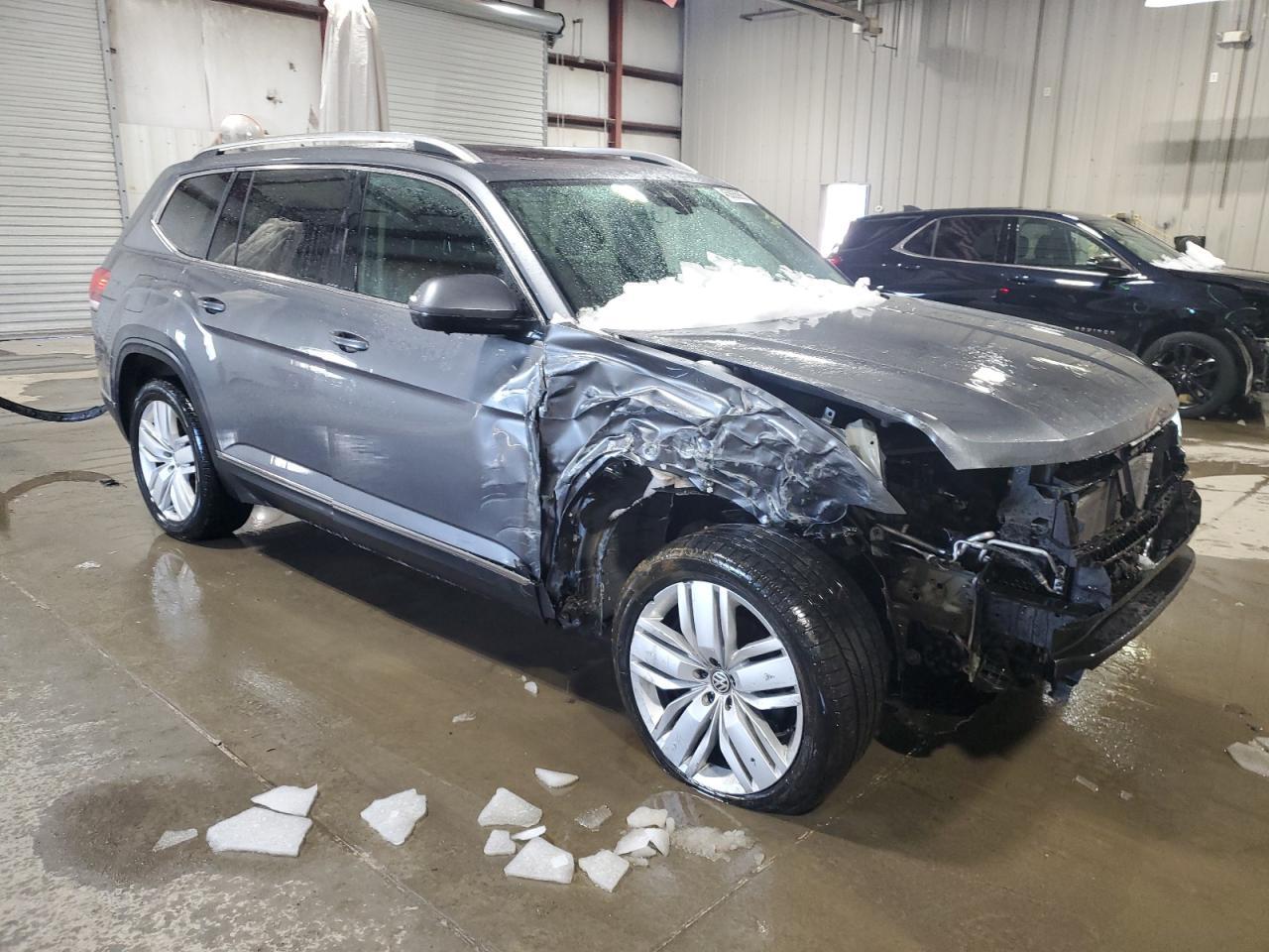 2018 VOLKSWAGEN ATLAS SEL - Image 4