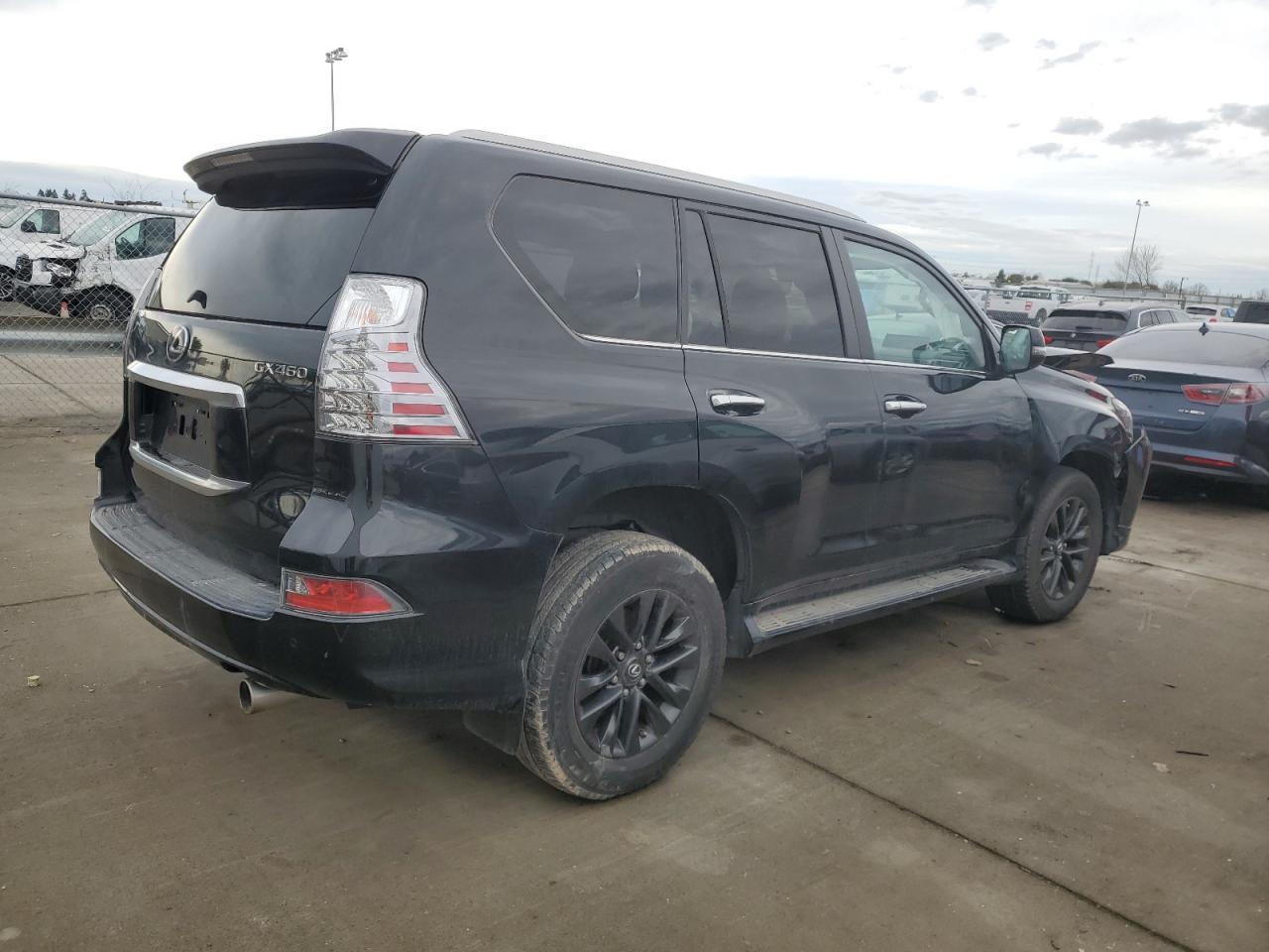 2022 LEXUS GX 460 - Фото 3