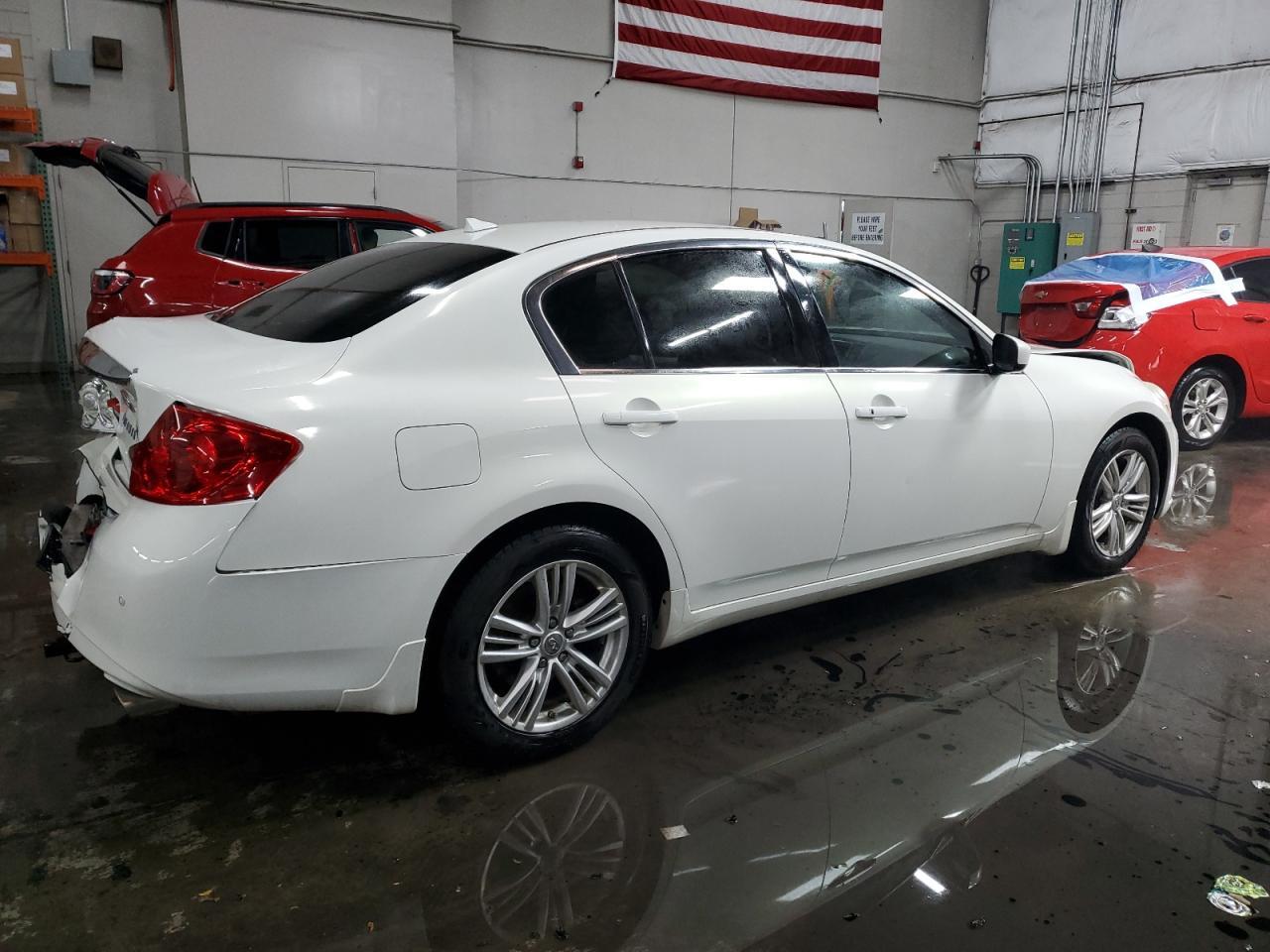 2012 INFINITI G37 - Image 3