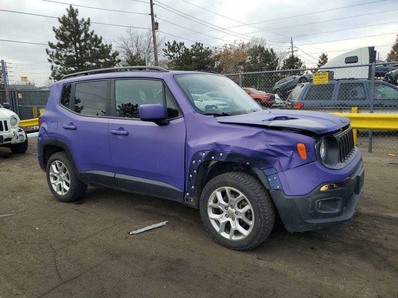 2016 JEEP RENEGADE L - Image 4