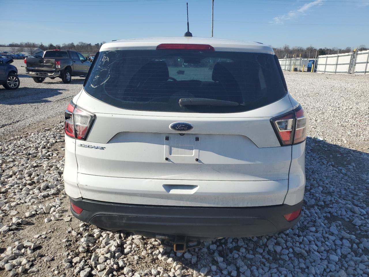 2017 FORD ESCAPE S - Image 6
