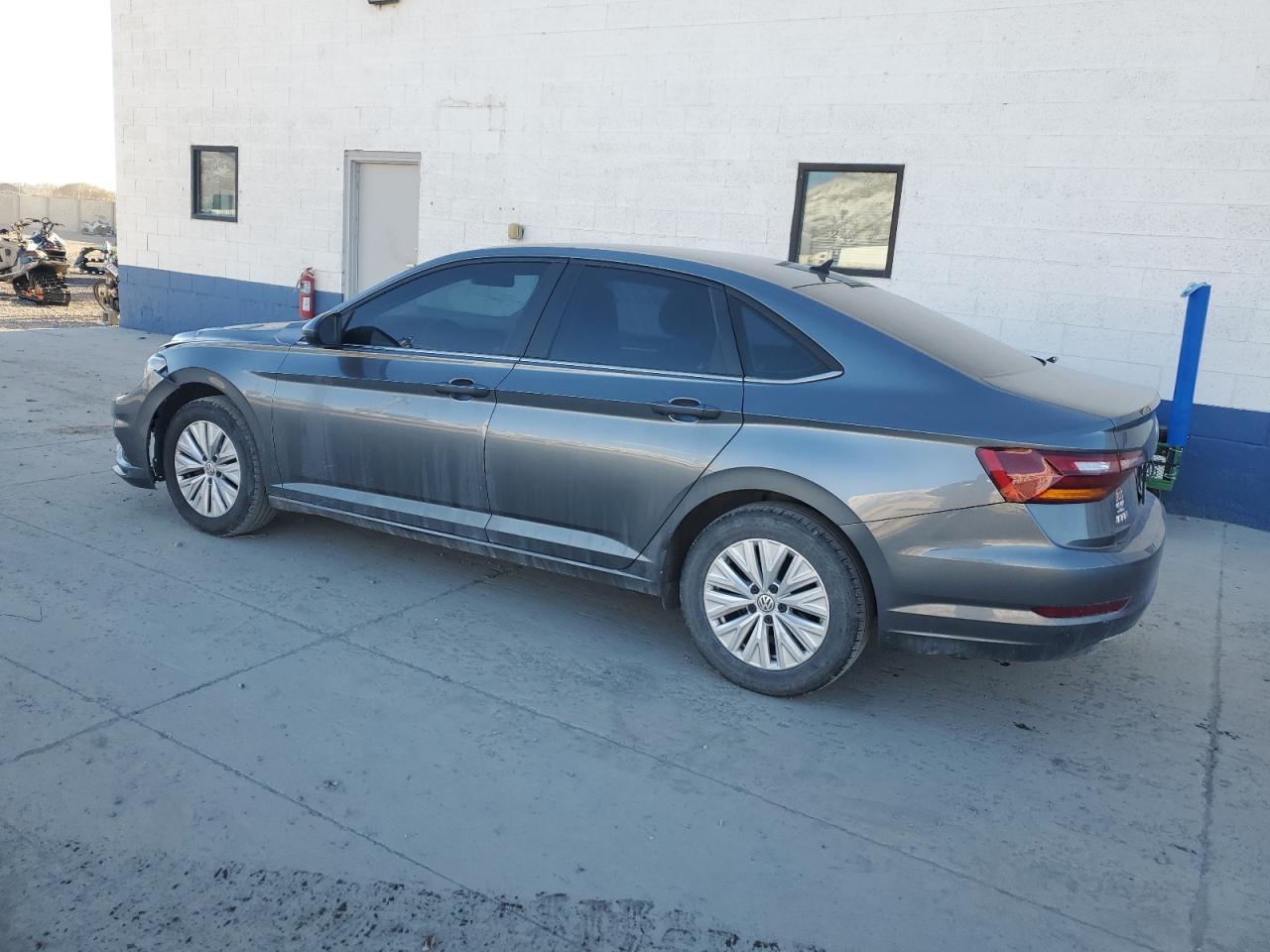 2019 VOLKSWAGEN JETTA S - Image 2