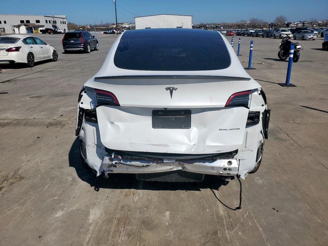 2022 TESLA MODEL Y - Фото 6