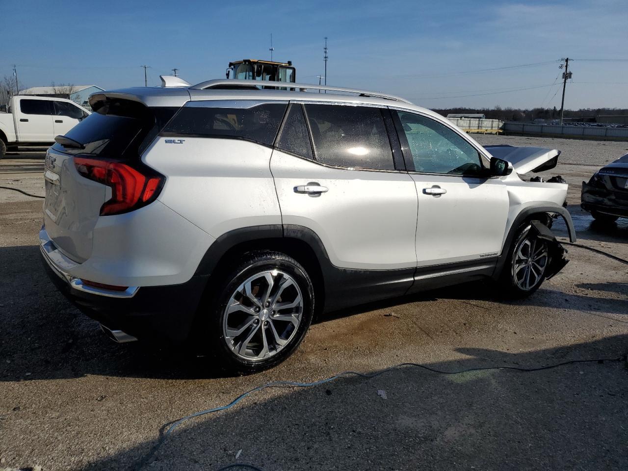 2019 GMC TERRAIN SL - Image 3