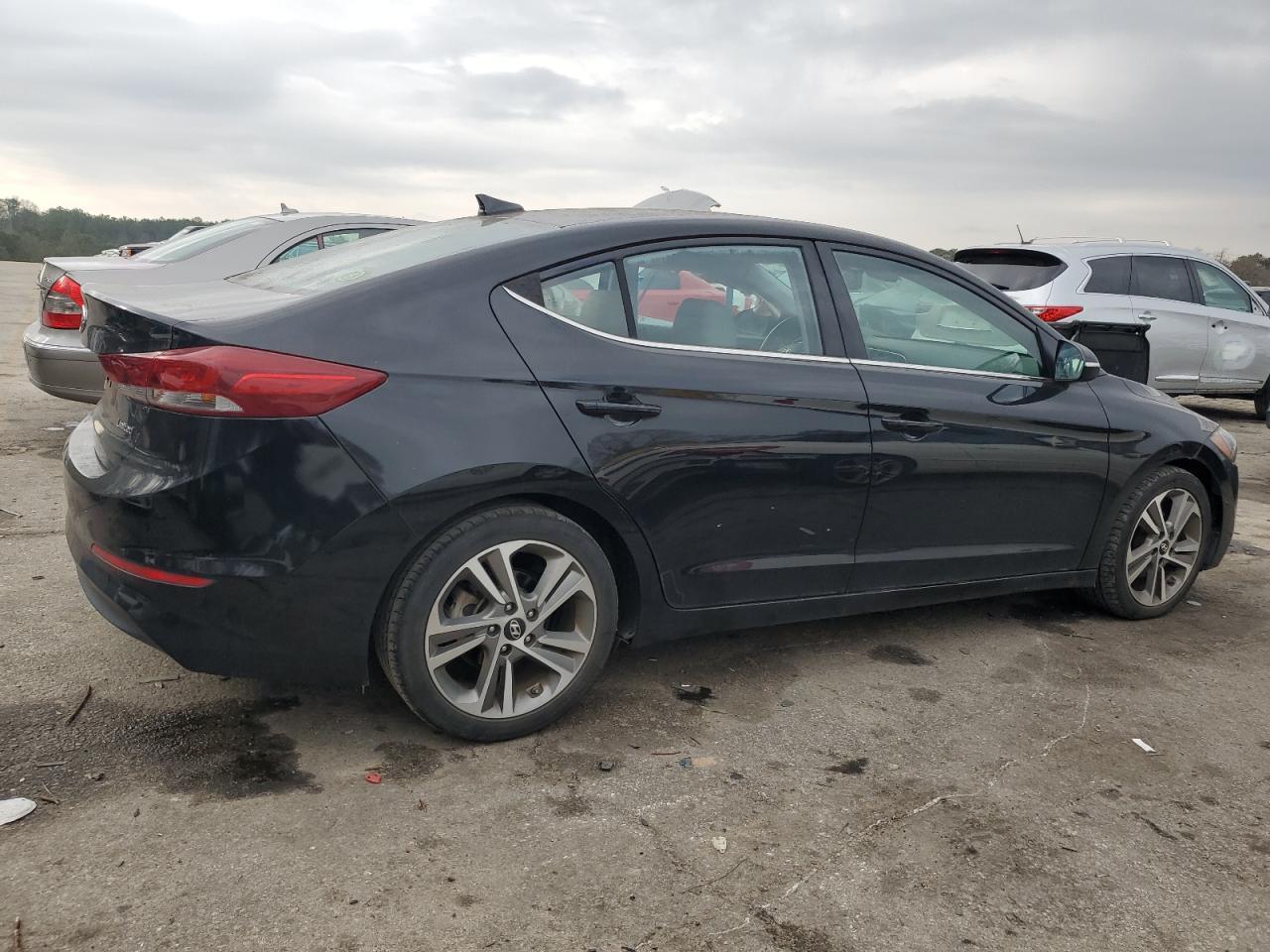 2018 HYUNDAI ELANTRA SE - Фото 3