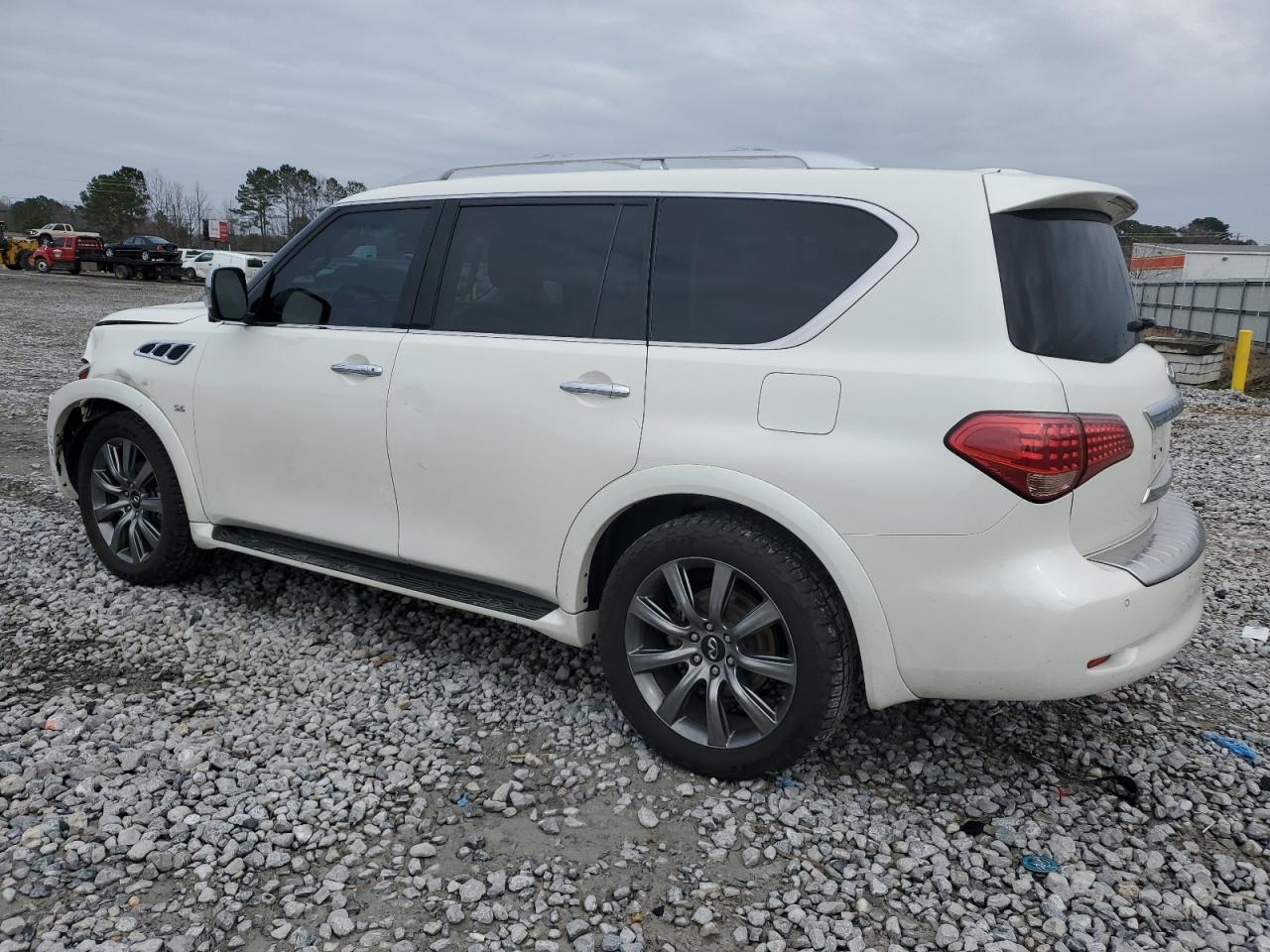 2017 INFINITI QX80 BASE - Image 2