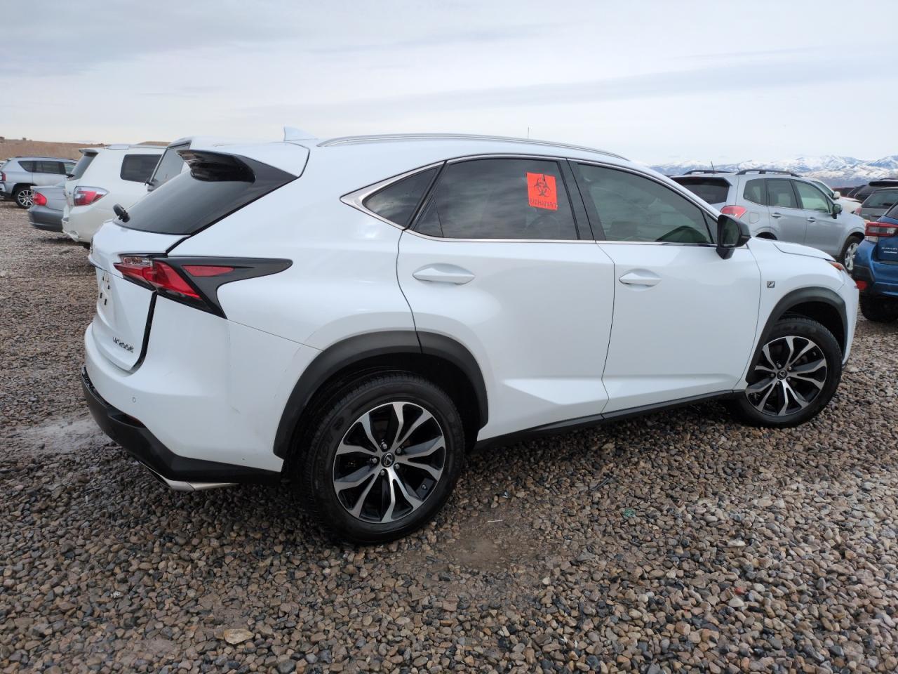 2017 LEXUS NX 200T BA - Фото 3