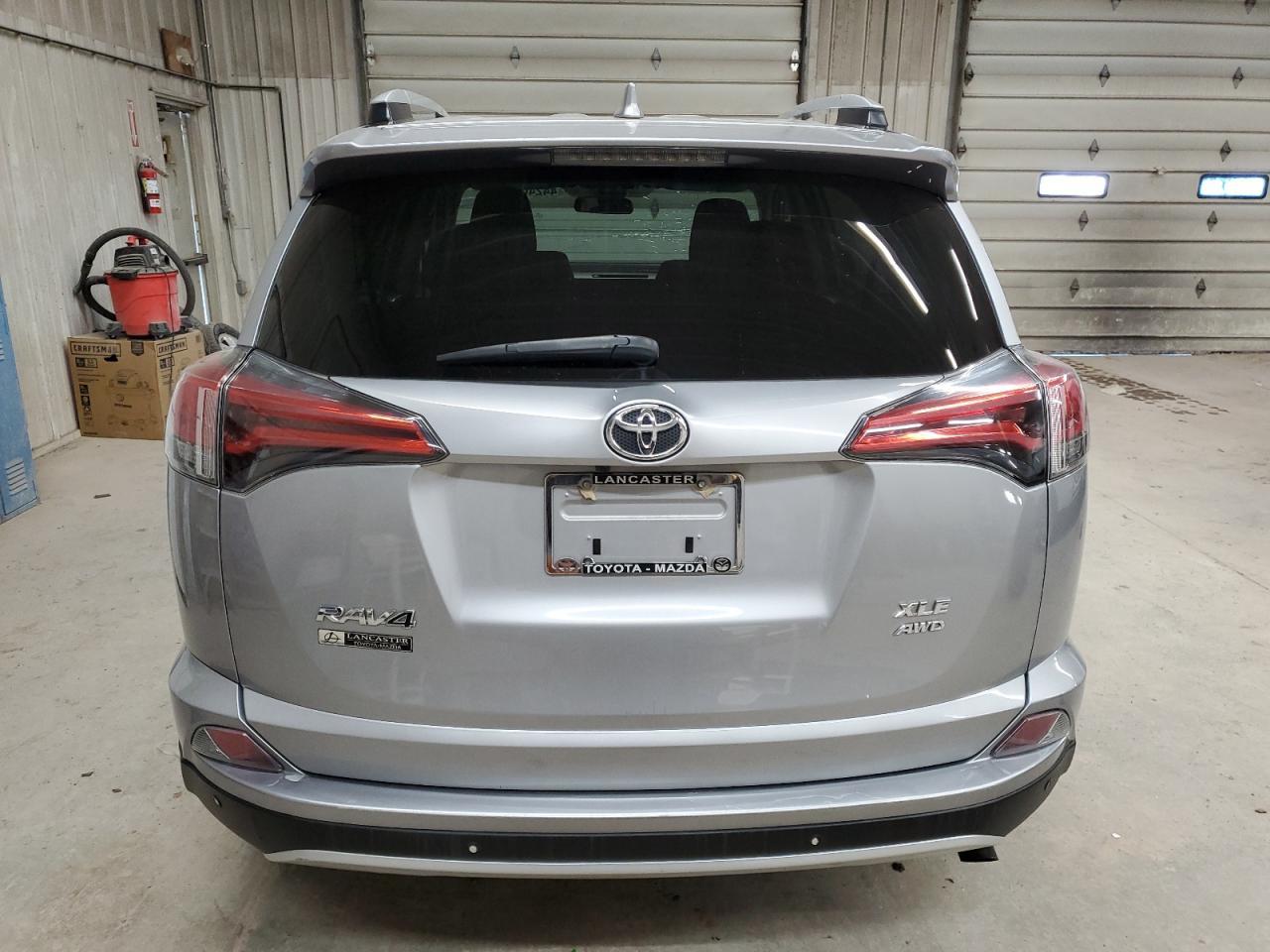 2016 TOYOTA RAV4 XLE - Фото 6