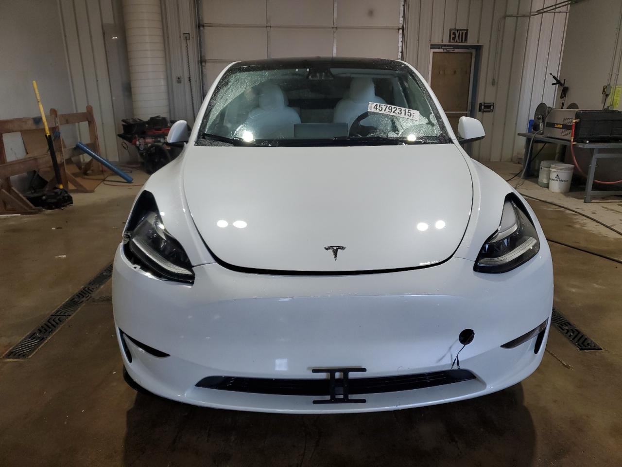 2023 TESLA MODEL Y - Фото 5
