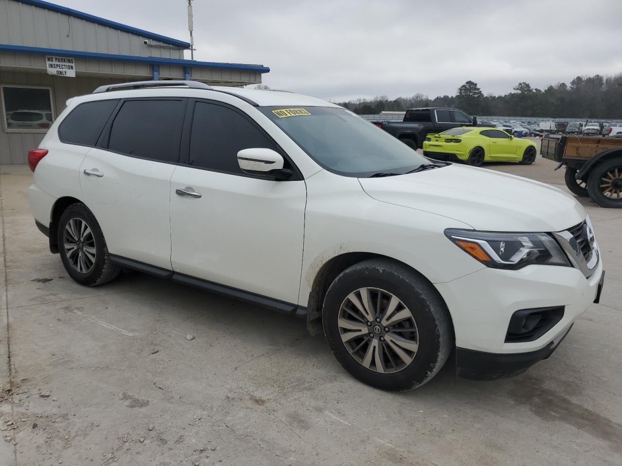2017 NISSAN PATHFINDER - Image 4