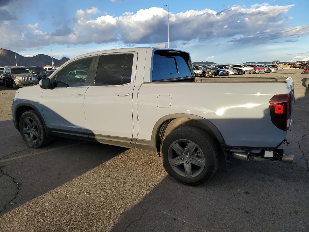 2023 HONDA RIDGELINE - Фото 2